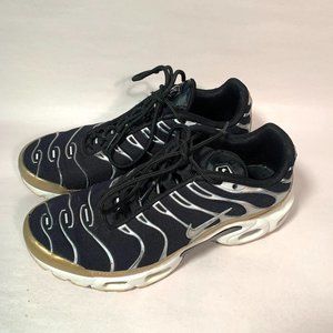 Nike Air Vapor Max Plus Womens size 7.5 Gold and Black